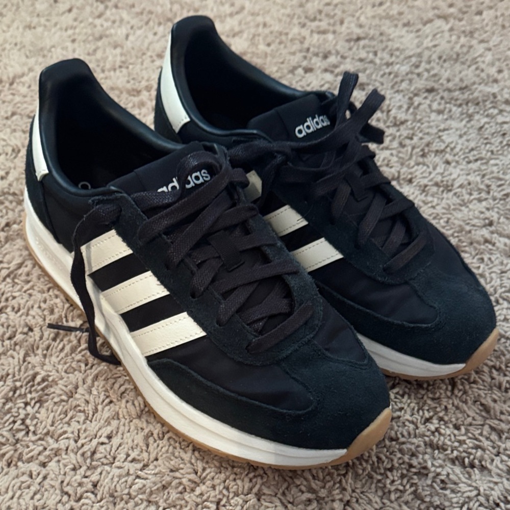 Adidas CloudFoam Women’s Sneakers